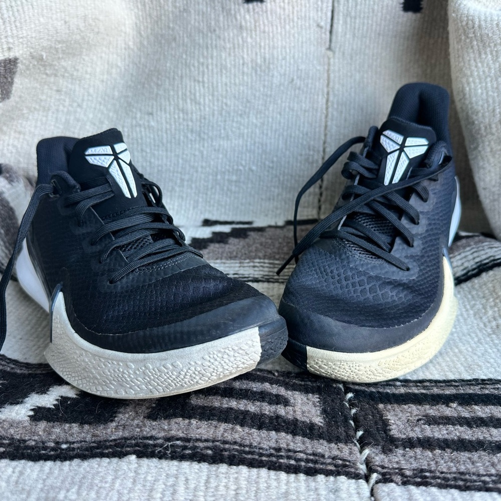 Kobe Nike Black Sneakers